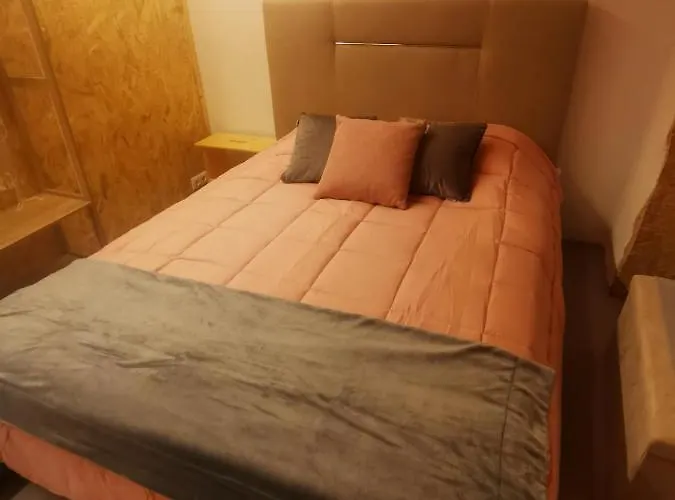 Linda House * Casais de Sao Mamede